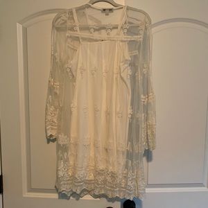 American Eagle Lace dress